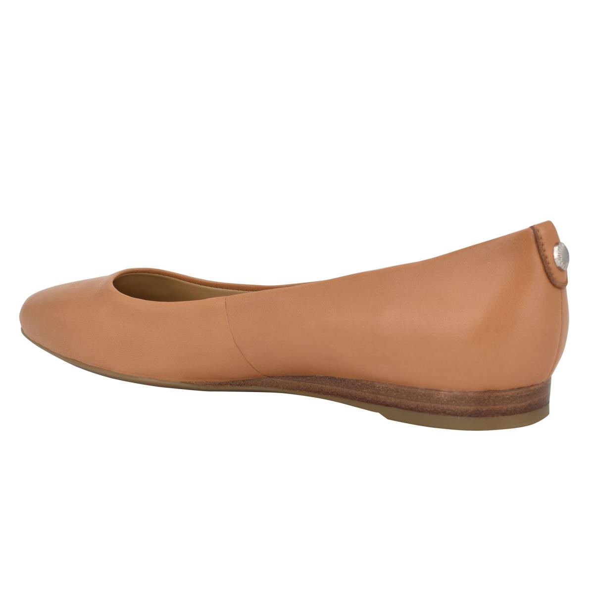 Flats Nine West Ferdi 9x9 Pointy Puntera Beige | 5048QPCKM