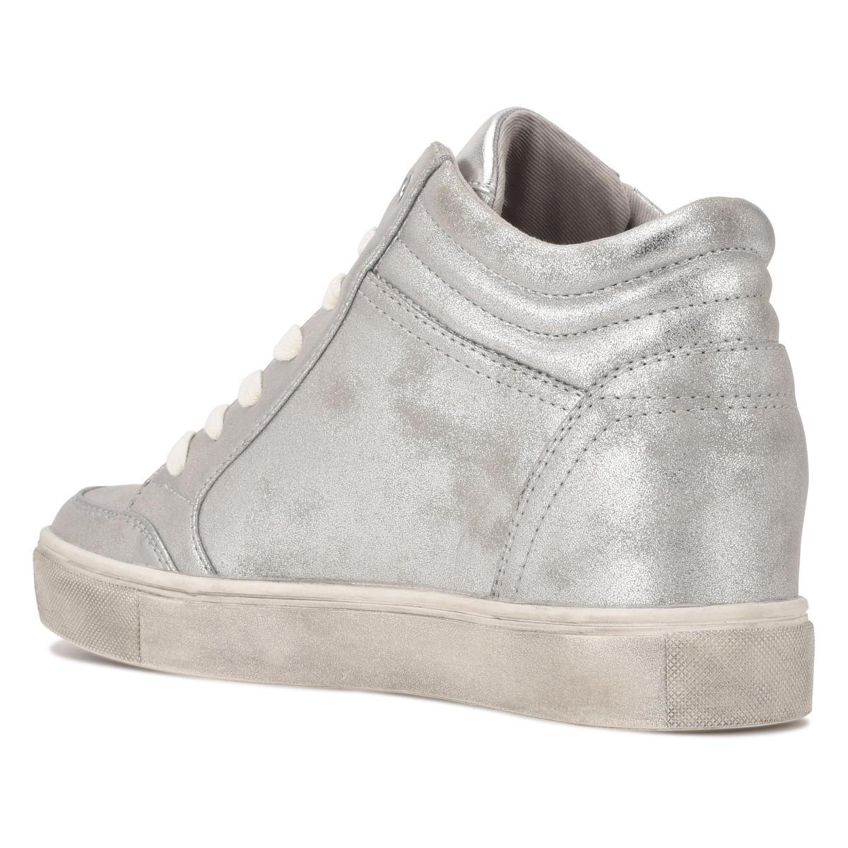 Zapatillas Nine West Tons High Top Hidden Wedge Sneakers Plateadas | 8413SPODT